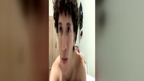 eliabreusss online show from June 17, 12:24 am
