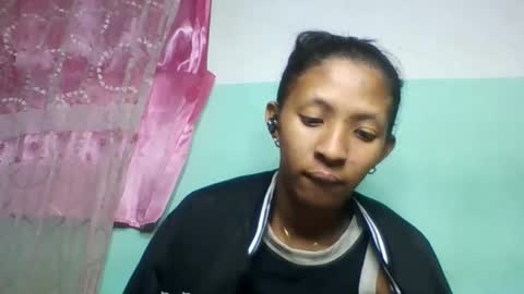 eliah193653 online show from June 9, 7:42 am