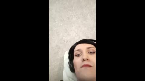 Eliana online show from February 1, 1:09 pm
