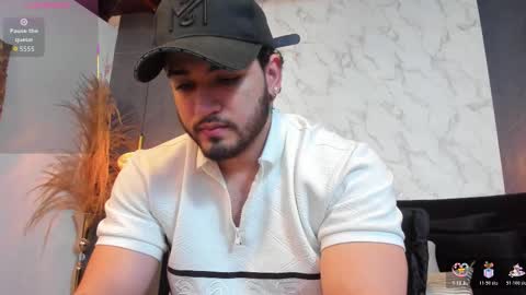 Snapshot of eliankeiser chatting on November 11, 11:54 am Elian online show from November 11, 11:54 am