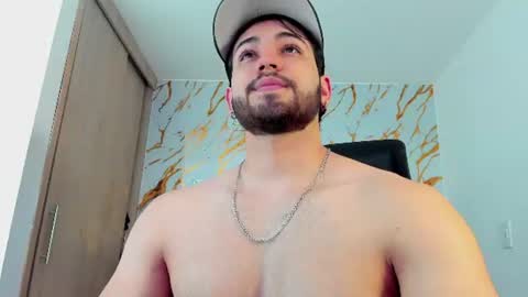 Elian online show from July 27, 10:17 pm