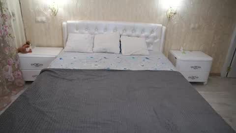 Luna online show from October 20, 9:59 pm