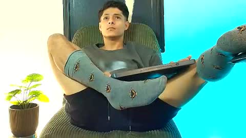 Snapshot of elias_salvatore_ chatting on July 2, 3:29 pm elias_salvatore_ online show from July 2, 3:29 pm