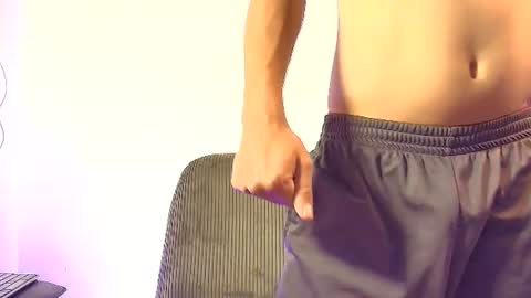 Snapshot of elias_salvatore_ chatting on July 4, 4:02 pm elias_salvatore_ online show from July 4, 4:02 pm
