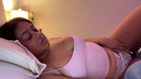 elibabyyy2 online show from July 4, 5:57 am