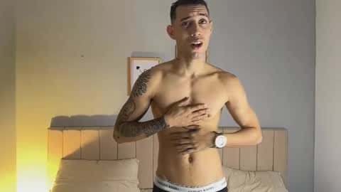 Snapshot of elier_jhonson1 chatting on February 27, 3:12 pm elier_jhonson1 online show from February 27, 3:12 pm