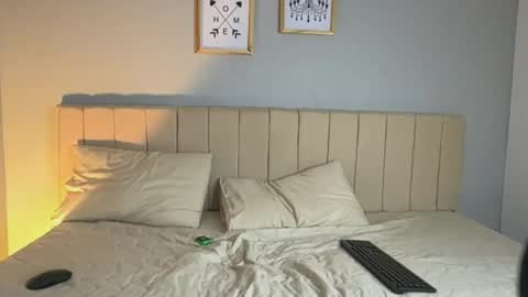 Snapshot of elier_jhonson1 chatting on February 28, 3:02 pm elier_jhonson1 online show from February 28, 3:02 pm