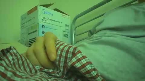 Snapshot of eliexavier123456789 chatting on January 19, 7:47 pm eliexavier123456789 online show from January 19, 7:47 pm