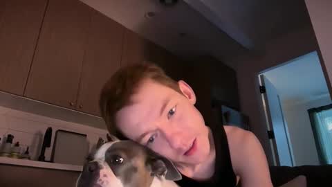 Snapshot of eligraysonx chatting on January 31, 9:46 pm Eli Grayson online show from January 31, 9:46 pm