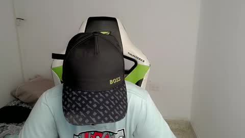 Snapshot of elii_797 chatting on March 11, 5:35 pm bby-santy online show from March 11, 5:35 pm