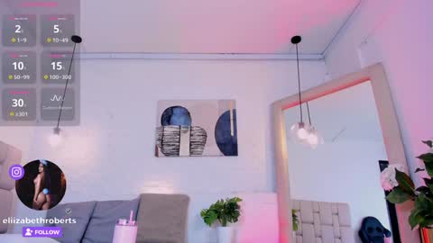 E L I I Z A B E T H   online show from December 30, 6:31 am