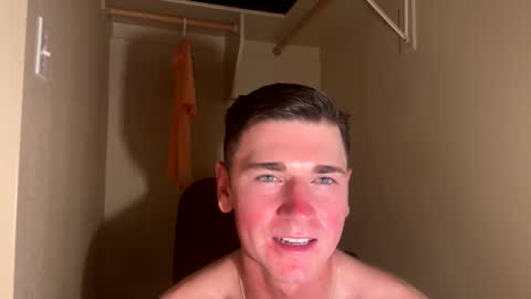 elijahkinky24 online show from May 15, 11:23 pm