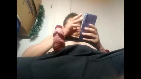 Snapshot of elimposstor chatting on December 29, 7:06 am elimposstor online show from December 29, 7:06 am