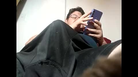 Snapshot of elimposstor chatting on February 3, 7:00 pm elimposstor online show from February 3, 7:00 pm