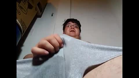 Snapshot of elimposstor chatting on February 26, 7:09 am elimposstor online show from February 26, 7:09 am