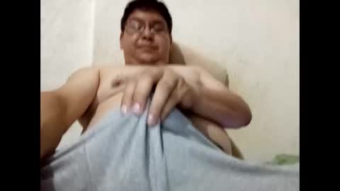 Snapshot of elimposstor chatting on November 2, 4:26 am elimposstor online show from November 2, 4:26 am