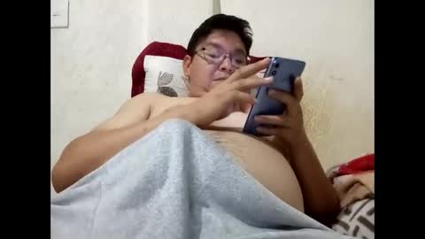 Snapshot of elimposstor chatting on November 11, 9:04 pm elimposstor online show from November 11, 9:04 pm