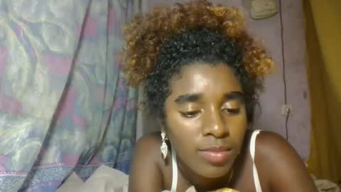elina981 online show from April 30, 8:57 pm