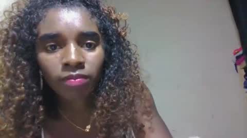 elina981 online show from May 21, 8:49 pm