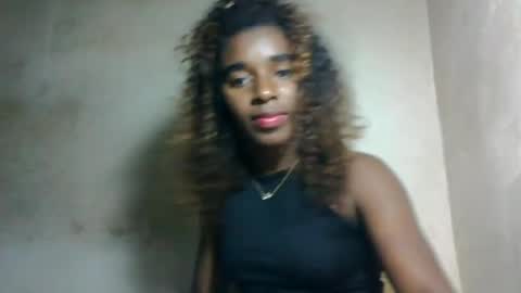 elina981 online show from June 26, 4:44 pm