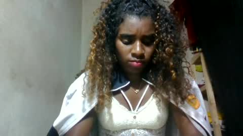 elina981 online show from July 3, 7:42 pm