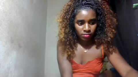 elina981 online show from July 14, 12:22 pm