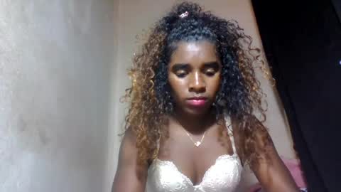 elina981 online show from July 25, 8:23 am