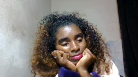 elina981 online show from July 28, 5:34 pm