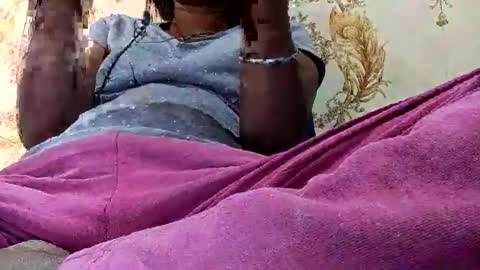 Snapshot of elina_roy03 chatting on November 12, 5:30 am elina_roy03 online show from November 12, 5:30 am