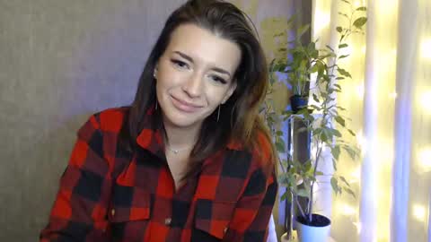 Snapshot of elinapretty chatting on December 31, 3:01 am Elina online show from December 31, 3:01 am