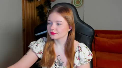 elinavale online show from April 26, 5:10 pm