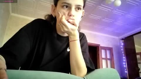 Lola online show from November 26, 6:03 am