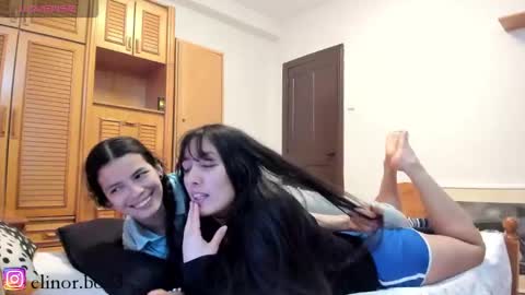 paula  onlyfns          online show from January 13, 5:55 pm