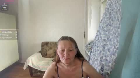 Snapshot of elis_gabbi chatting on June 1, 7:54 am Elis online show from June 1, 7:54 am