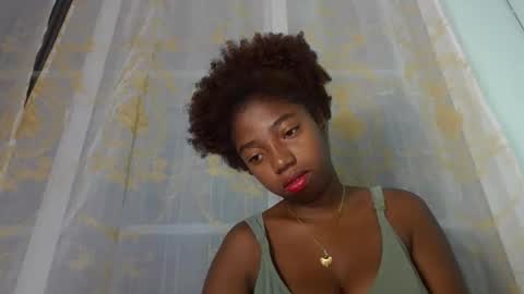 elisa821456 online show from March 14, 11:21 pm