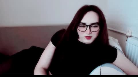 Snapshot of elisa_2001 chatting on November 20, 6:46 am Liza online show from November 20, 6:46 am