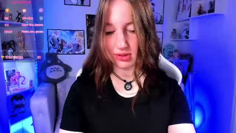 Snapshot of elisabeth_binder chatting on June 28, 3:34 am your sweet Lisa online show from June 28, 3:34 am