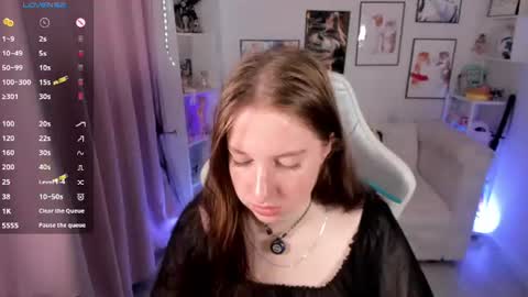 Snapshot of elisabeth_binder chatting on July 21, 3:31 am your sweet Lisa online show from July 21, 3:31 am