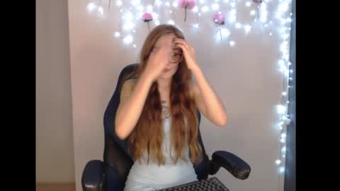 elisabeth sarmiento online show from May 15, 10:06 pm