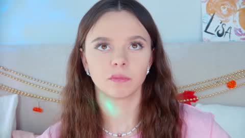 ElisabethDavis online show from December 3, 3:11 pm