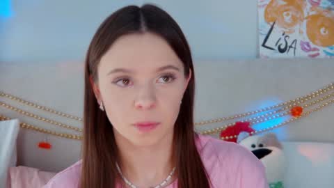 ElisabethDavis online show from December 6, 8:07 pm