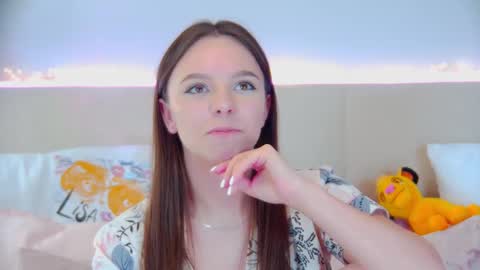 ElisabethDavis online show from February 26, 7:27 pm