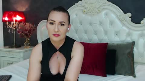 Krissy online show from July 30, 7:29 am