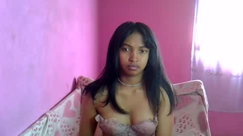 elisah01 online show from August 3, 5:39 am