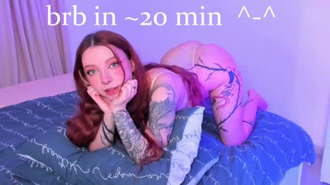 Snapshot of elisetattoo chatting on February 26, 12:38 am inst fansly Elisebuns online show from February 26, 12:38 am