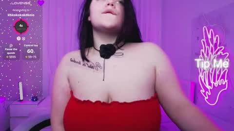 Snapshot of eliss_mystery chatting on November 14, 3:22 pm Eliss online show from November 14, 3:22 pm