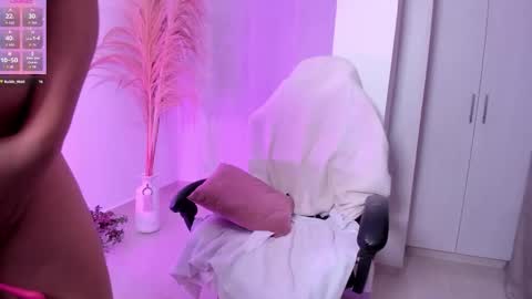 Elissa online show from October 6, 2:31 am