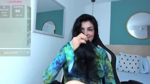 Snapshot of elissa_iris chatting on March 6, 2:19 am E L I S S A online show from March 6, 2:19 am