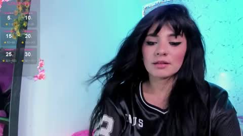 Snapshot of elissa_iris chatting on September 24, 2:37 am E L I S S A online show from September 24, 2:37 am