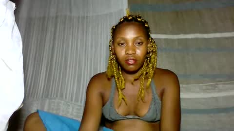 elita12010 online show from March 13, 6:47 pm